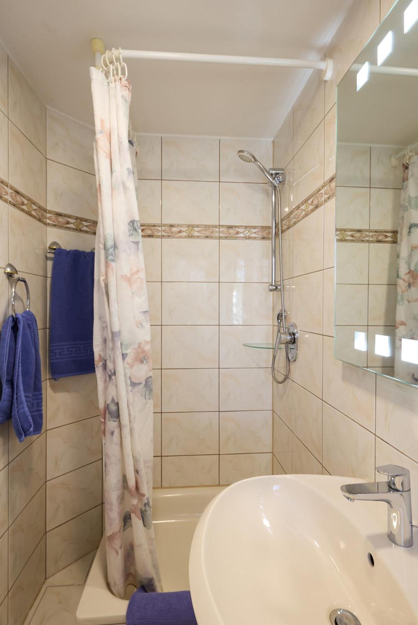 Hotel Garni Demmel Bruckmühl Εξωτερικό φωτογραφία